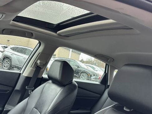 Used 2023 Honda Accord Touring image 25