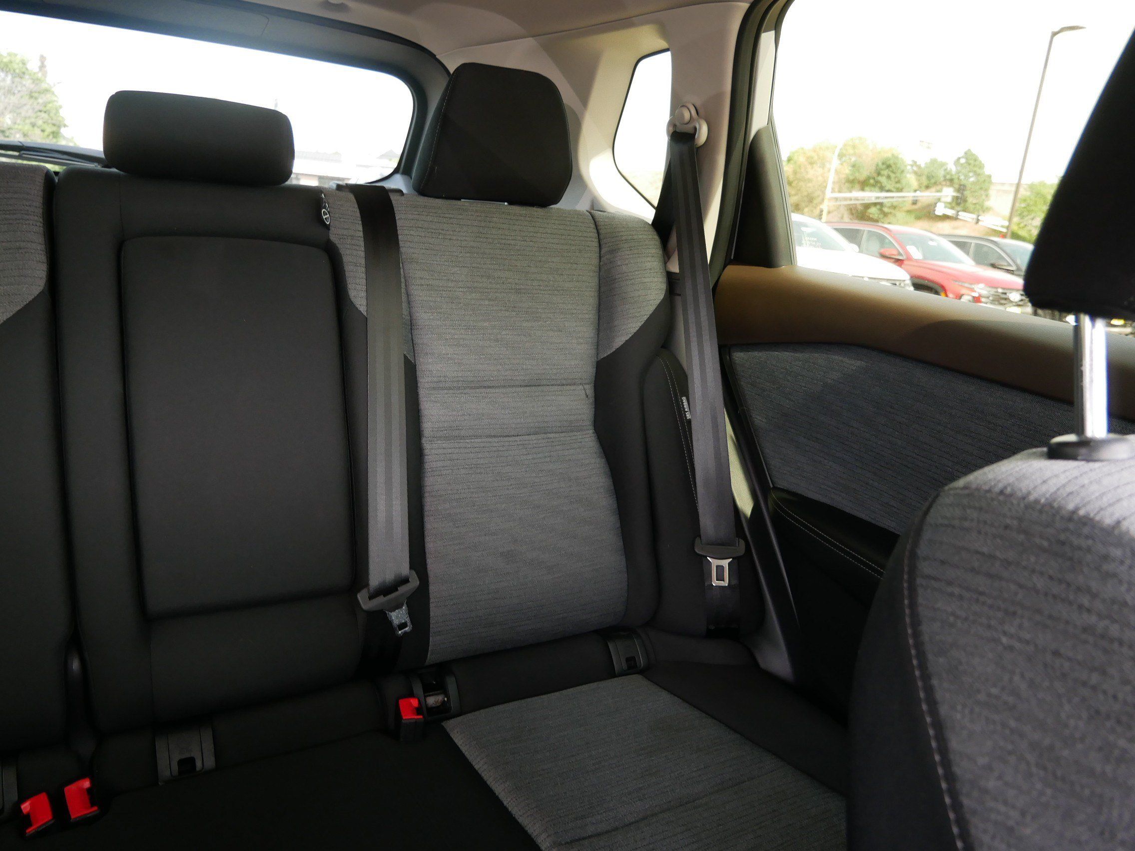 Used 2023 Nissan Rogue SV AWD/4WD image 14