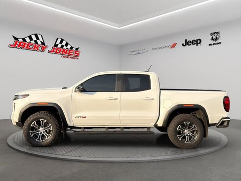 Used 2024 GMC Canyon AT4 w/ Technology Package AWD/4WD image 2