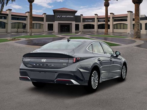New 2026 Hyundai Sonata Limited FWD image 7