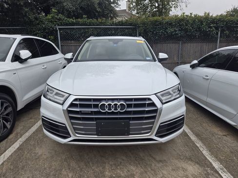 Used 2019 Audi Q5 2.0T Premium Plus w/ Premium Plus Package image 3