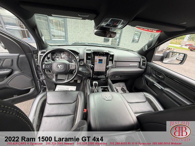 Used 2022 RAM 1500 Laramie AWD/4WD image 16