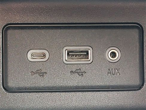 Used 2019 Chevrolet Equinox LT image 10