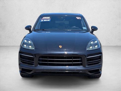 Used 2021 Porsche Cayenne GTS AWD/4WD image 2