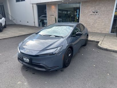Used 2025 Toyota Prius LE