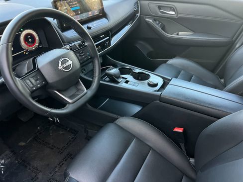 Used 2026 Nissan Rogue SL AWD/4WD image 12