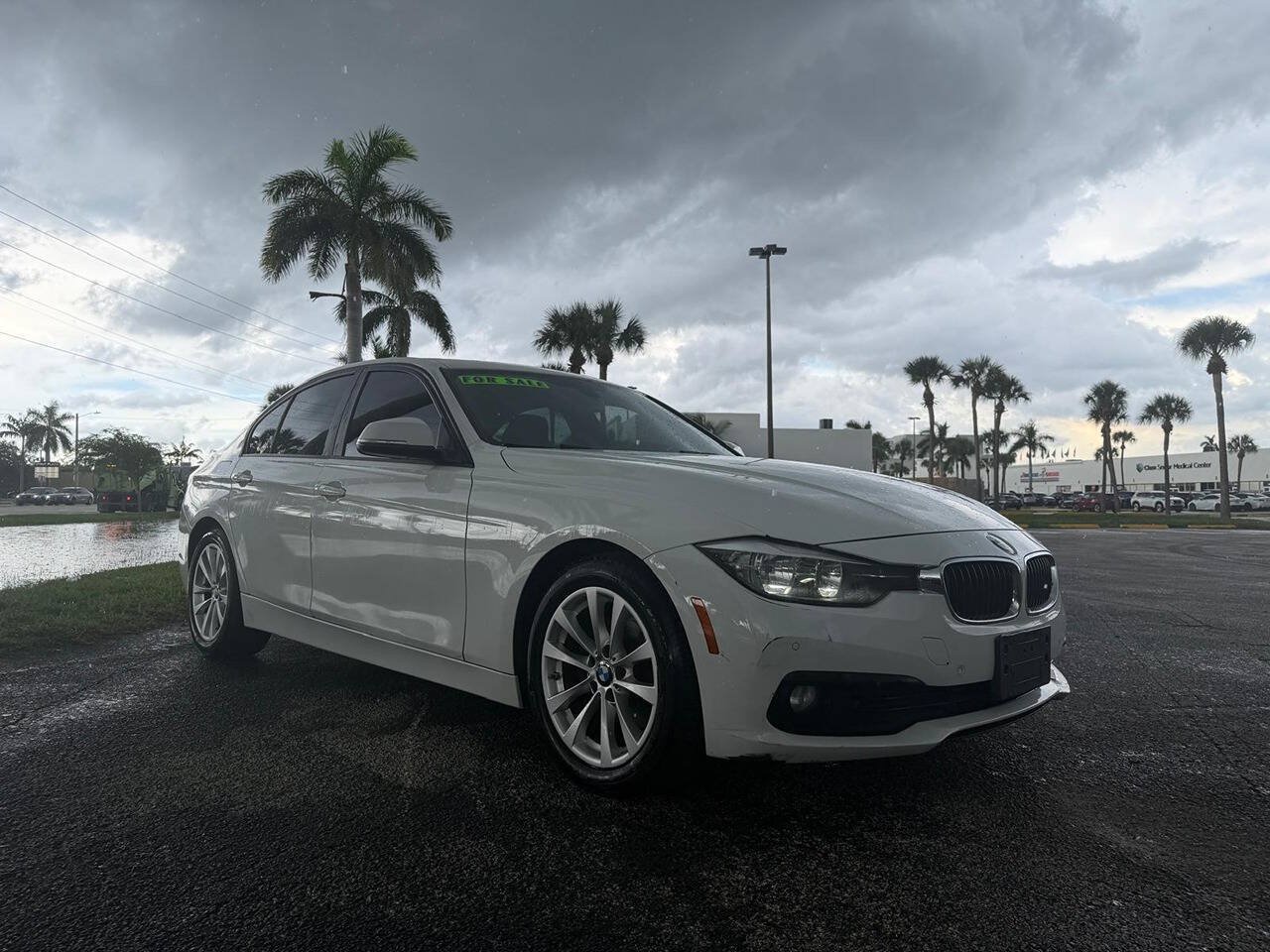 Used 2016 BMW 320i xDrive Sedan AWD/4WD image 8