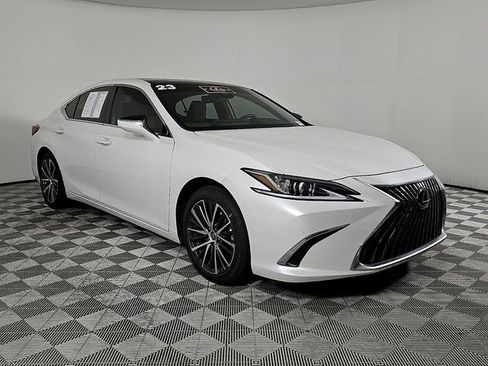 Used 2023 Lexus ES 350 w/ Premium Package FWD image 3
