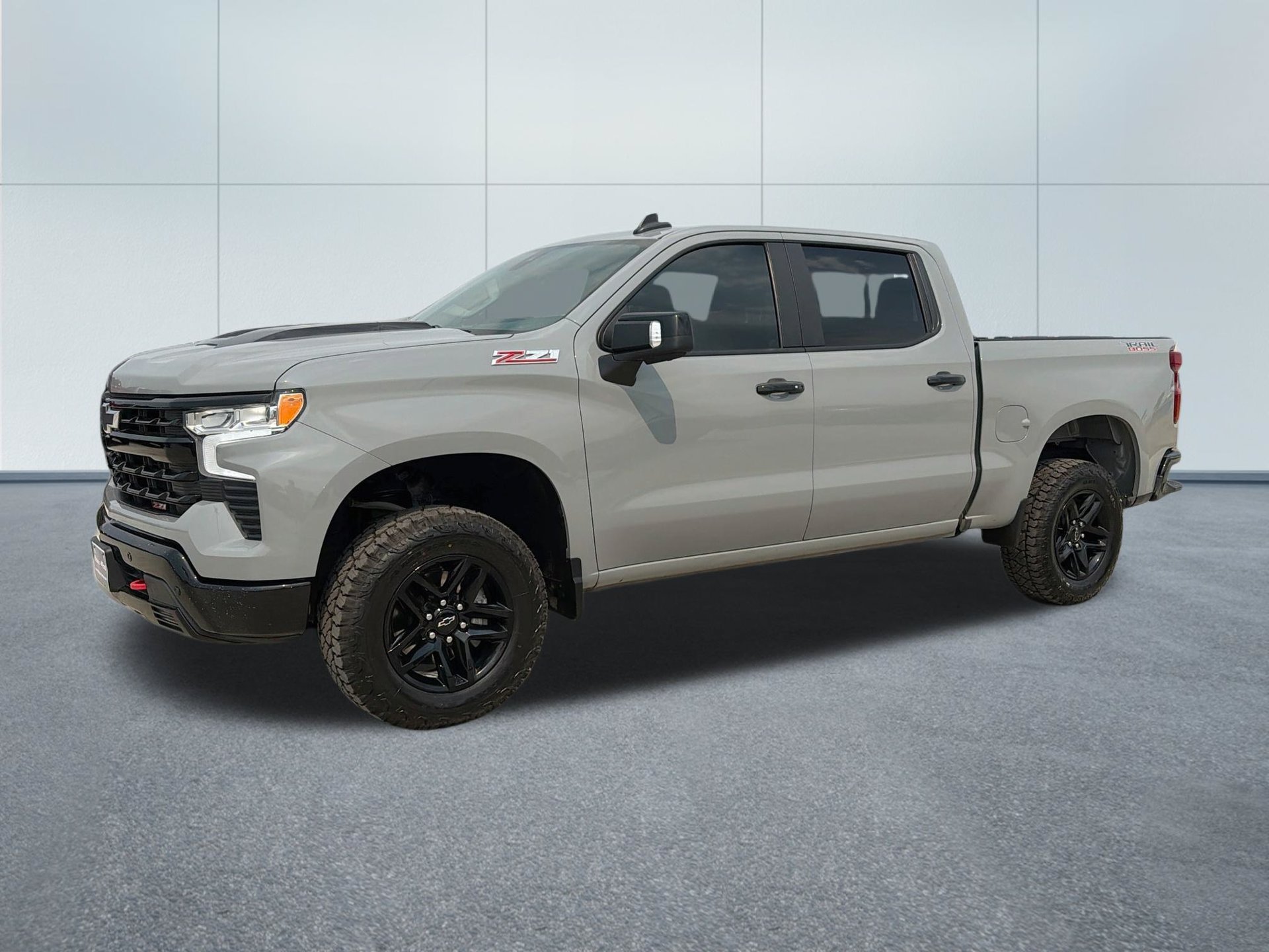 Used 2024 Chevrolet Silverado 1500 LT Trail Boss w/ Convenience Package II AWD/4WD image 1