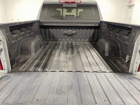 Used 2024 Chevrolet Silverado 1500 RST AWD/4WD image 25