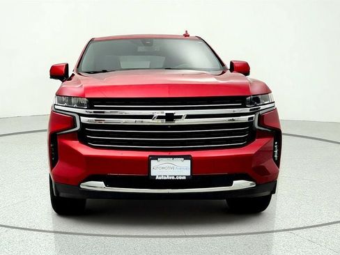 Used 2022 Chevrolet Tahoe LT w/ Luxury Package AWD/4WD image 2