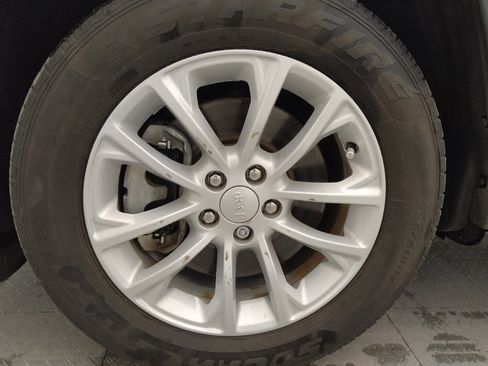 Used 2022 Jeep Cherokee Latitude Lux image 31