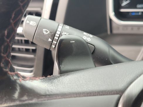 Used 2022 GMC Sierra 1500 AT4X image 30