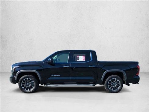 Used 2023 Toyota Tundra Limited image 9