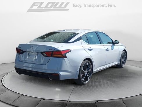 New 2025 Nissan Altima 2.5 SR image 7