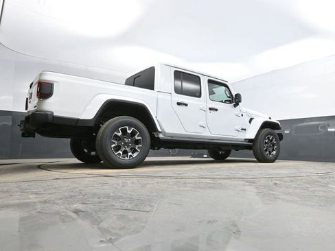 New 2026 Jeep Gladiator Sport image 44
