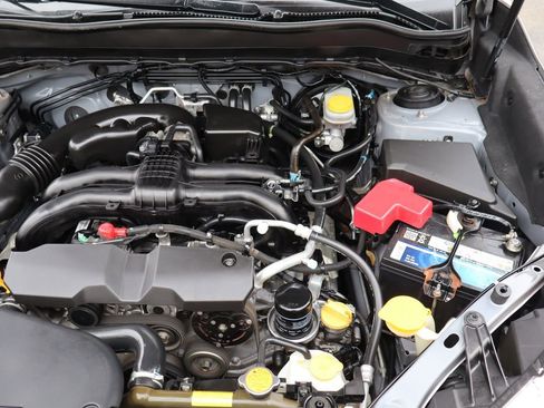 Used 2015 Subaru Forester 2.5i image 40