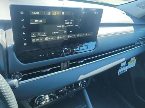 New 2026 Mitsubishi Outlander ES image 27