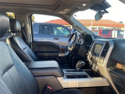 Used 2018 Ford F150 Lariat w/ Equipment Group 502A Luxury image 11