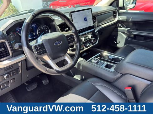 Used 2022 Ford Expedition XLT RWD image 13