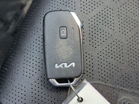 Certified 2024 Kia Seltos EX AWD/4WD image 35