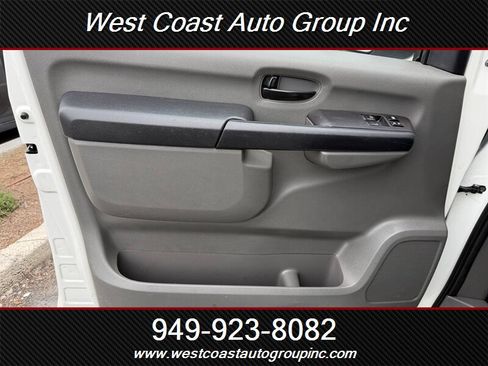 Used 2016 Nissan NV 2500 SV image 10