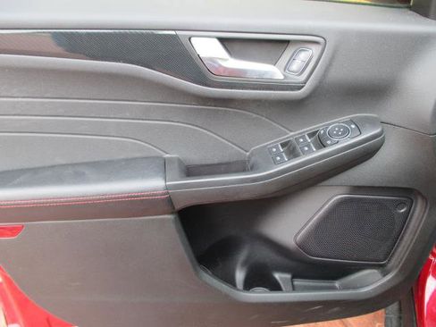 Used 2023 Ford Escape ST-Line w/ Tech Pack #1 image 5