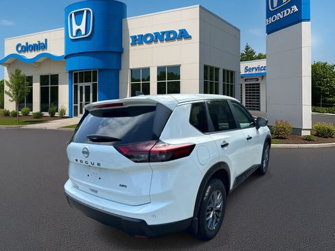 Used 2026 Nissan Rogue S AWD/4WD image 6