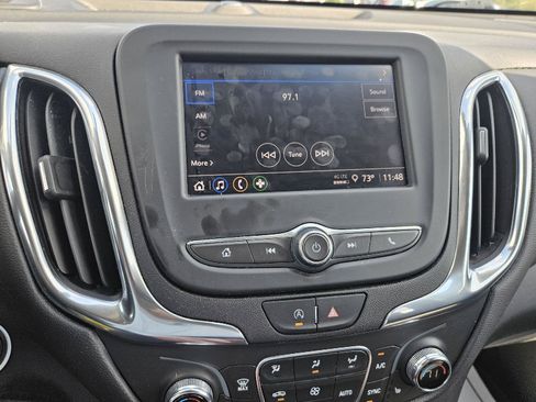 Used 2023 Chevrolet Equinox LT FWD image 12