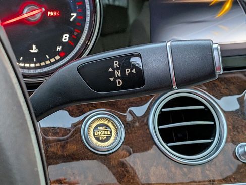 Used 2018 Mercedes-Benz E 300 image 20