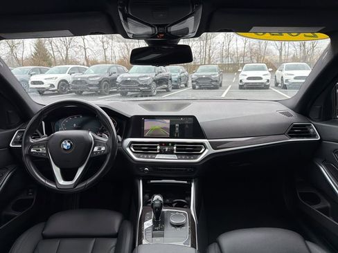 Used 2020 BMW 330i xDrive Sedan w/ Convenience Package image 12