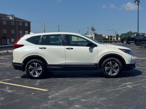 Used 2018 Honda CR-V LX image 3
