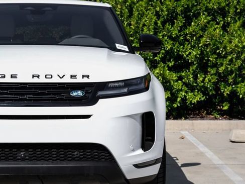 New 2026 Land Rover Range Rover Evoque S AWD/4WD image 58