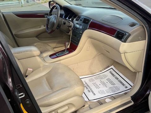 Used 2002 Lexus ES 330 FWD image 14