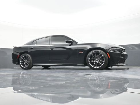 Used 2023 Dodge Charger Scat Pack w/ Technology Group RWD image 41