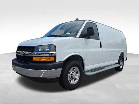 Certified 2025 Chevrolet Express 2500 w/ Driver Convenience Package RWD image 11