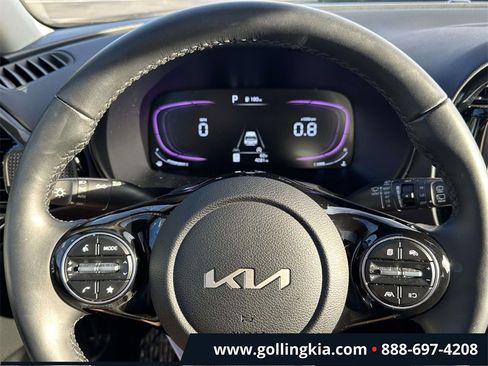 Certified 2025 Kia Soul EX image 21