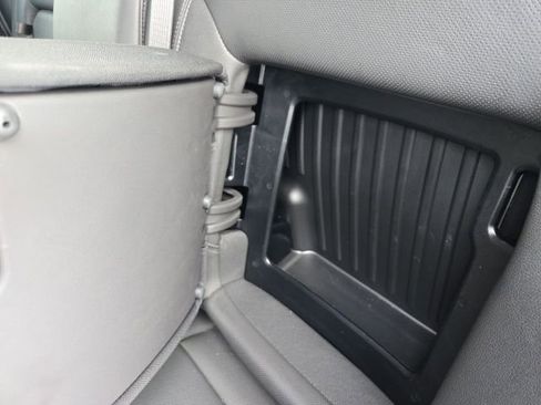 Used 2025 GMC Sierra 1500 SLT image 38