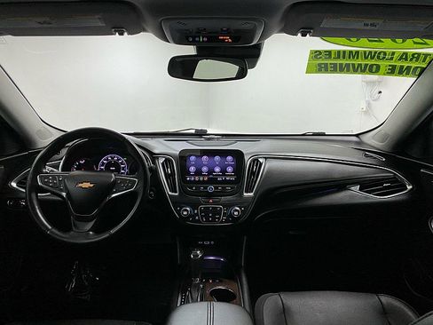 Used 2020 Chevrolet Malibu Premier image 22