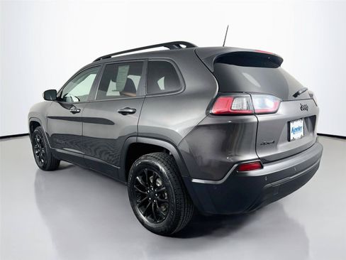 Used 2023 Jeep Cherokee Altitude Lux w/ Lux Elite Package AWD/4WD image 4