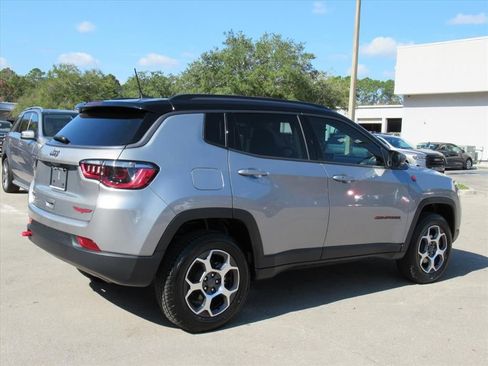Used 2022 Jeep Compass Trailhawk w/ Trailhawk Convenience Group image 6