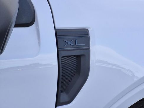 New 2026 Ford Maverick XL image 13