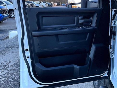 Used 2024 RAM 3500 Tradesman w/ Chrome Appearance Group image 21