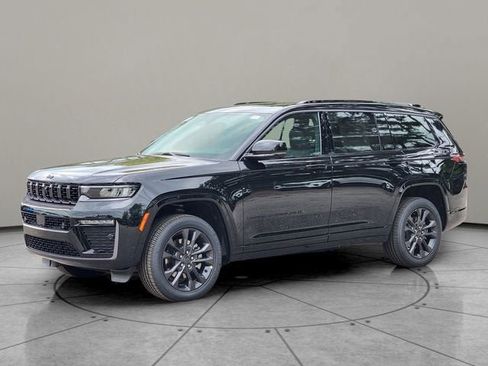New 2026 Jeep Grand Cherokee L Limited AWD/4WD image 3