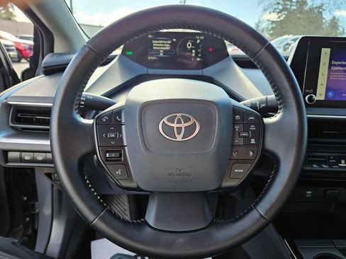 Used 2024 Toyota Prius LE image 21