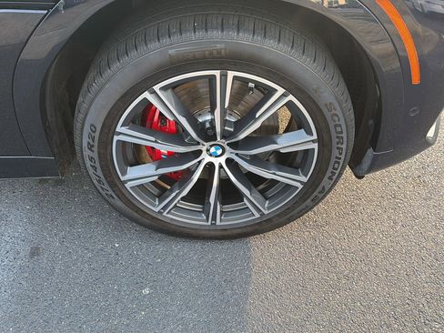 Used 2023 BMW X6 xDrive40i w/ M Sport Package AWD/4WD image 40