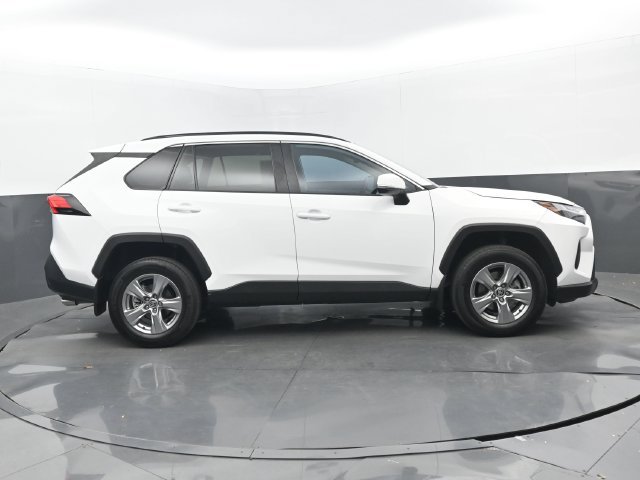 Used 2024 Toyota RAV4 XLE FWD image 2
