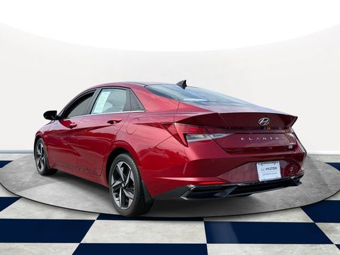 Used 2023 Hyundai Elantra Limited FWD image 5