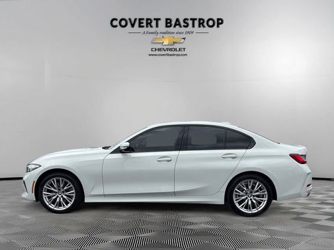 Used 2023 BMW 330i Sedan RWD image 4