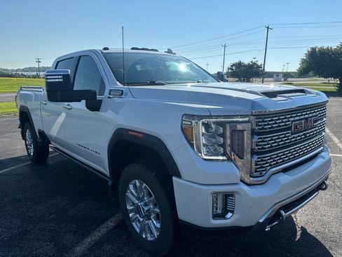 Used 2021 GMC Sierra 2500 Denali w/ Denali Ultimate Package AWD/4WD image 3